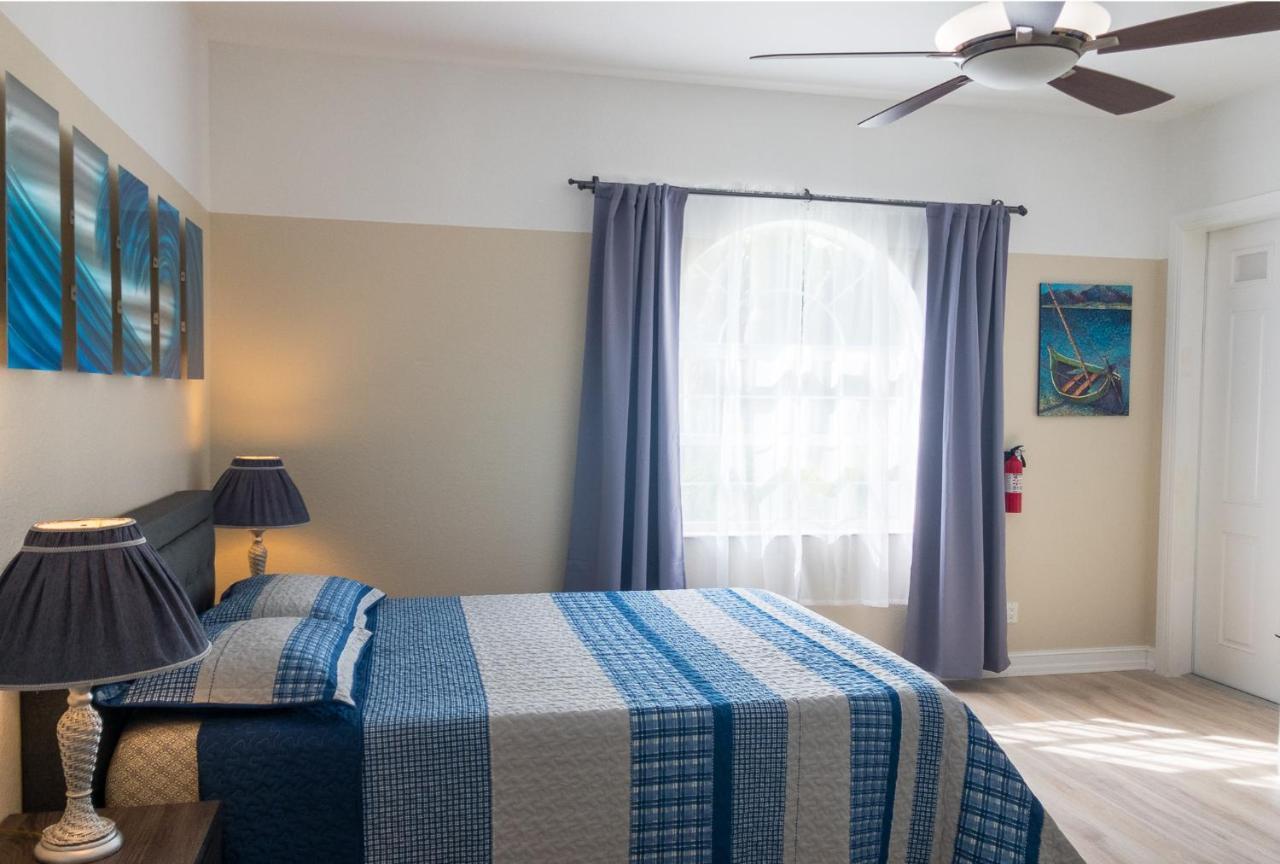 White Orchid Apartments 麥爾茲堡 外观 照片