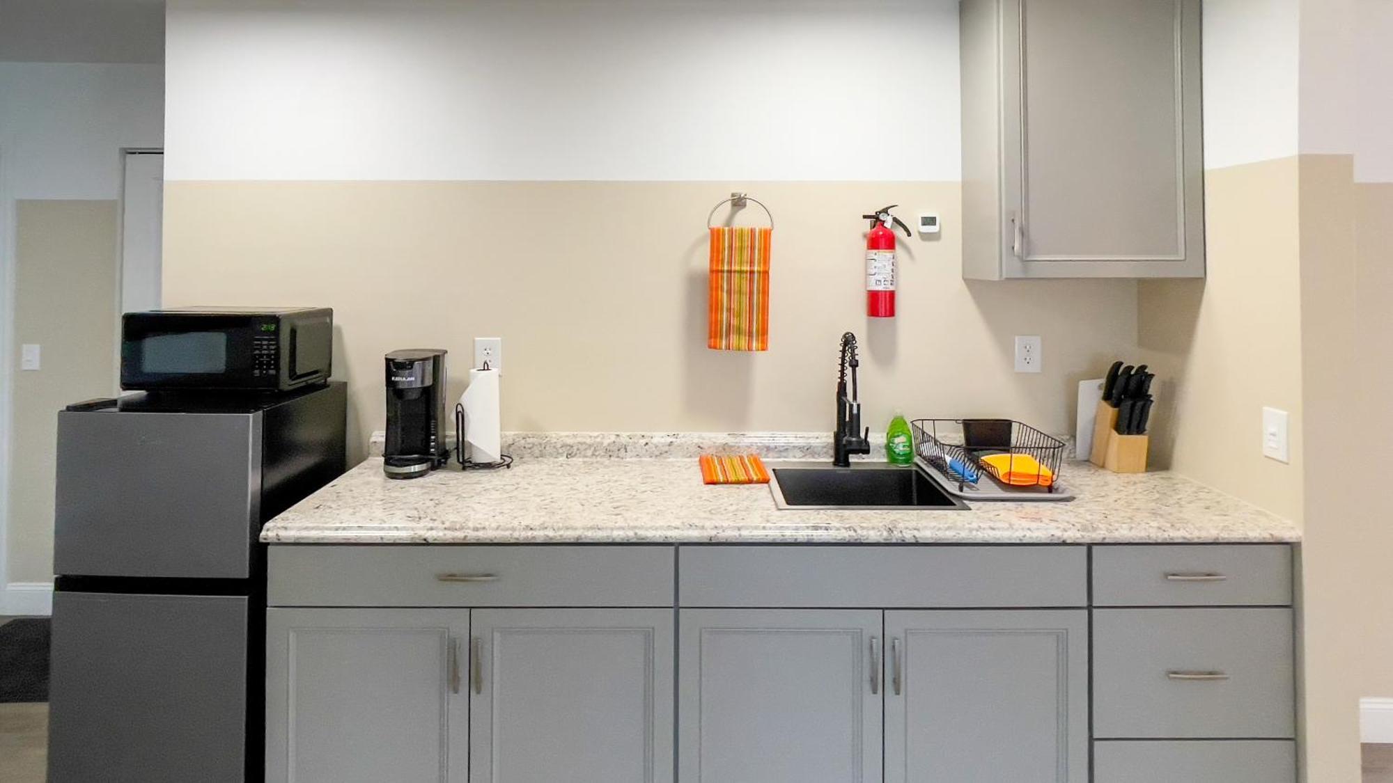 White Orchid Apartments 麥爾茲堡 外观 照片