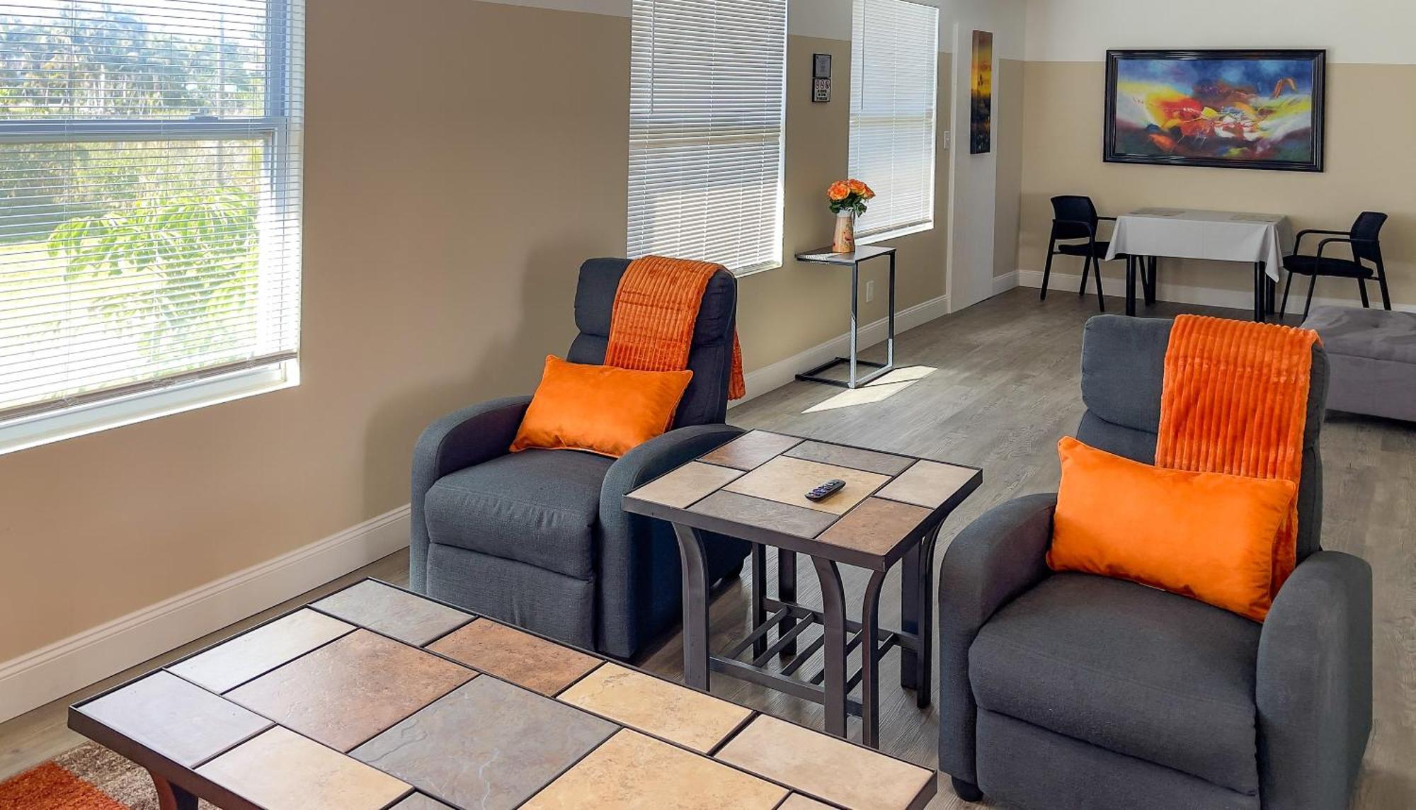 White Orchid Apartments 麥爾茲堡 外观 照片